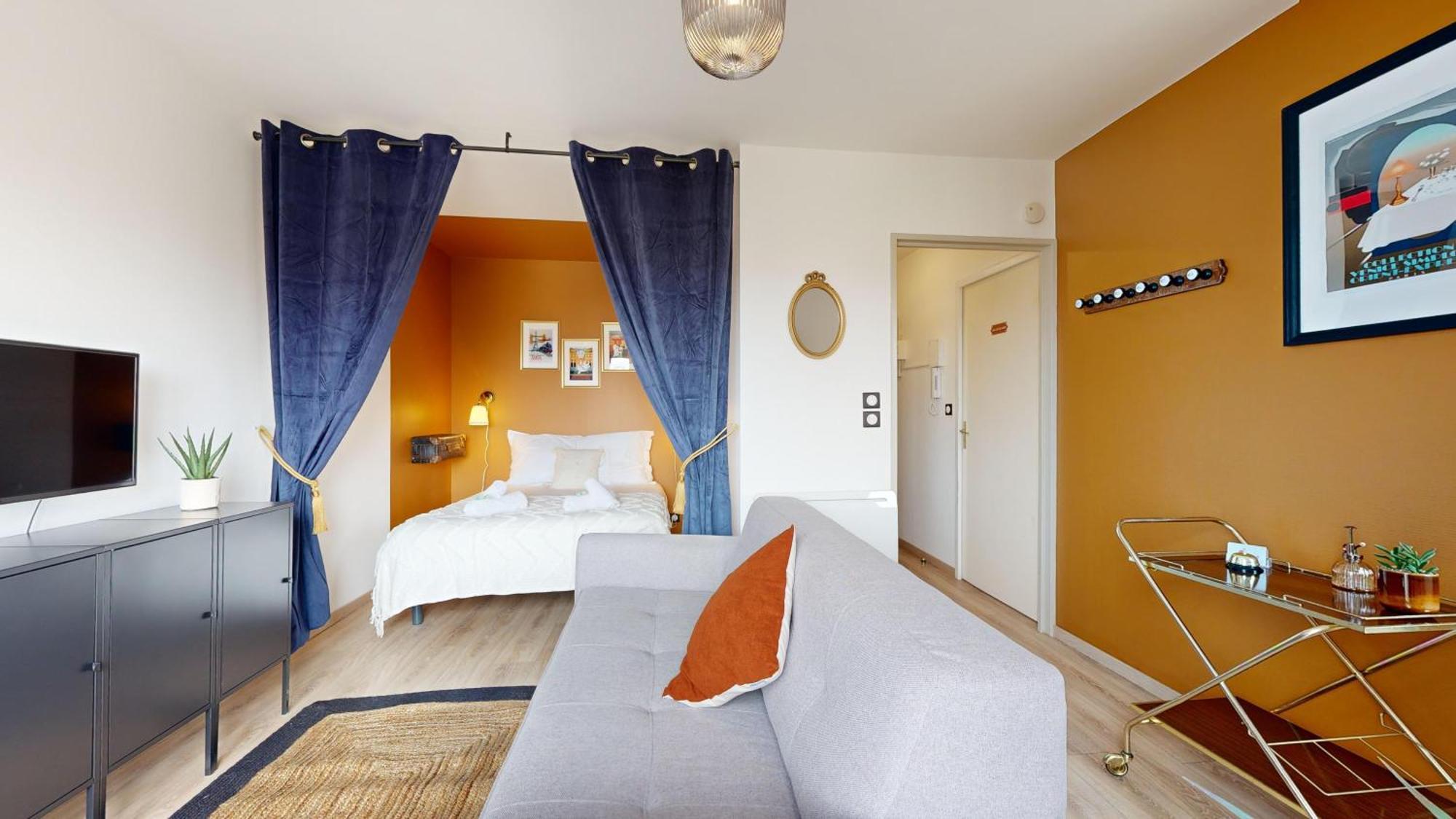 Expat Renting - L'Orient Express - Parking - Wifi Lägenhet Toulouse Exteriör bild